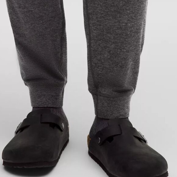 Lululemon men's LIKE NEW soft jersey joggers size M regular in brown - Picture 3 of 10